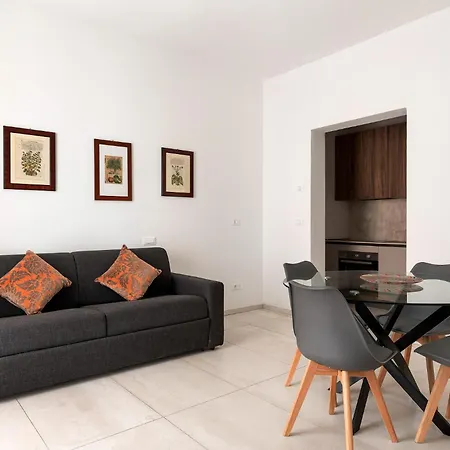 Le Dodici Porte - Porta San Felice 8 By District Apartment Bologna