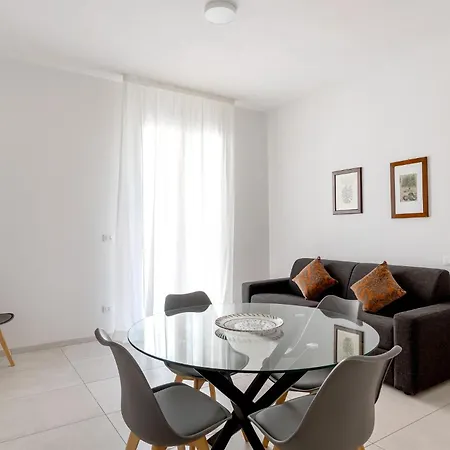 Apartment Le Dodici Porte - Porta San Felice 8 By District Bologna