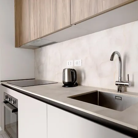 Le Dodici Porte - Porta San Felice 8 By District 公寓