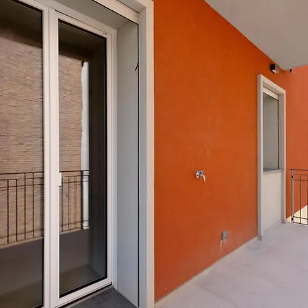 아파트 Le Dodici Porte - Porta San Felice 8 By District