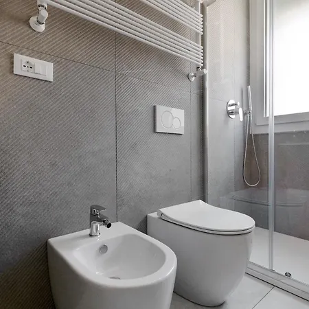 アパート Le Dodici Porte - Porta San Felice 8 By District ボローニャ